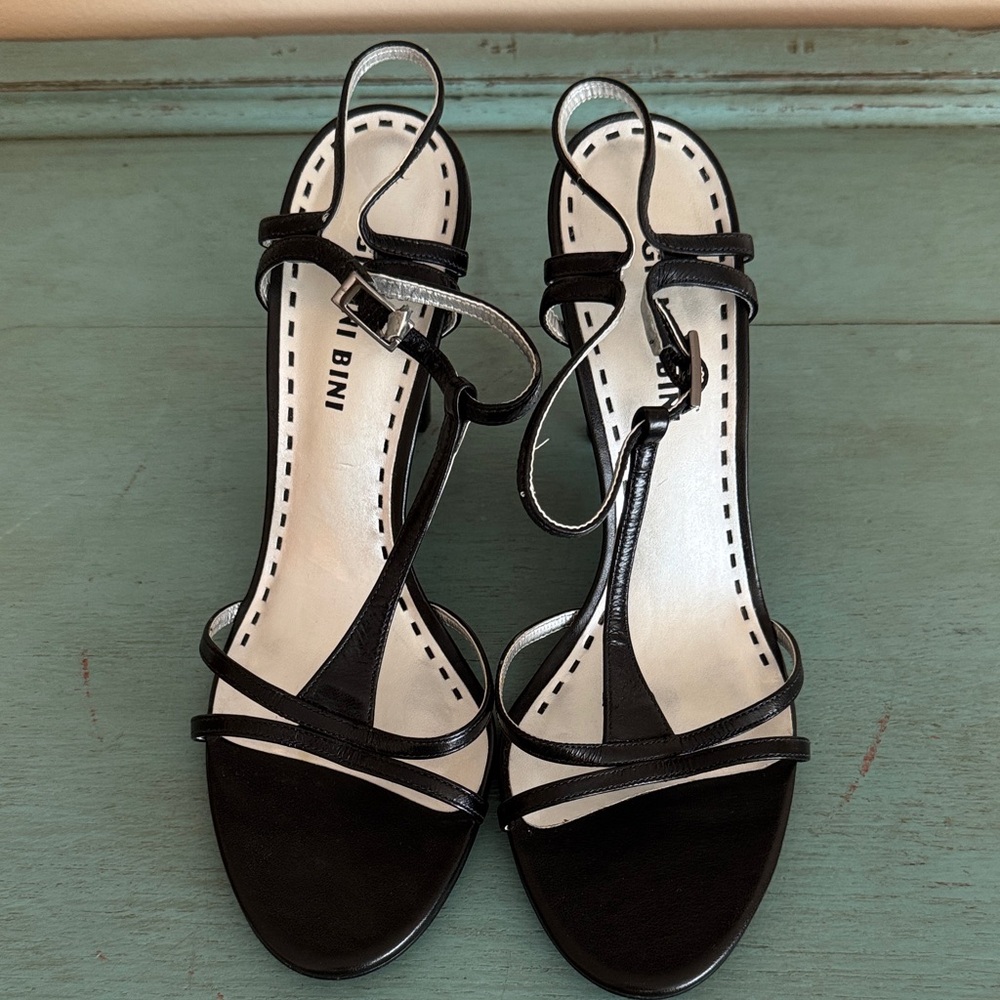 Gianni Bini Black Strappy Wedge Sandals for Women